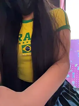 Snapshot of Velyn_18 chatting on 02-24-26, 03:32 Velyn 18 online show from 02-24-26, 03:32