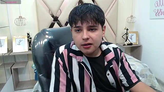 AndrewPherson online show from 01-05-25, 12:42