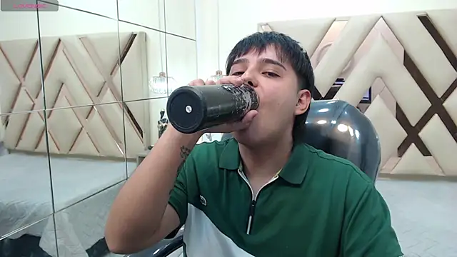 AndrewPherson online show from 01-12-25, 01:48