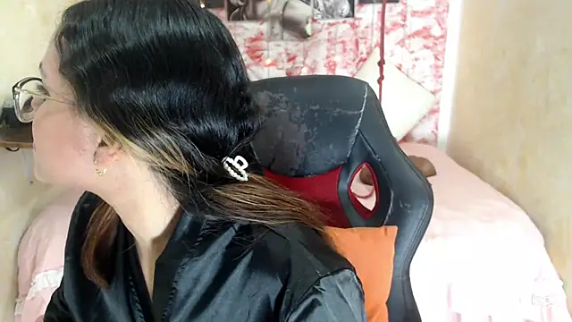 anthiamelisa online show from 09-28-25, 06:24