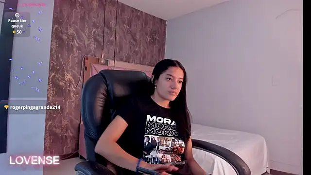 Snapshot of SKYLERWHIITEE chatting on 02-05-25, 05:41 SKYLERWHIITEE online show from 02-05-25, 05:41