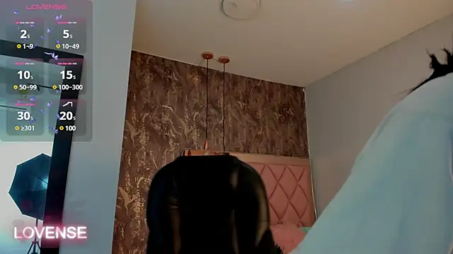 Snapshot of SKYLERWHIITEE chatting on 02-22-25, 03:12 SKYLERWHIITEE online show from 02-22-25, 03:12