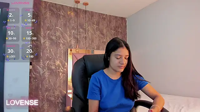 Snapshot of SKYLERWHIITEE chatting on 03-05-25, 03:40 SKYLERWHIITEE online show from 03-05-25, 03:40