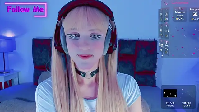 Kirmyy  online show from 10-13-25, 09:26