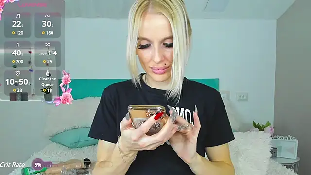 Lana kitty   online show from 12-26-24, 12:25