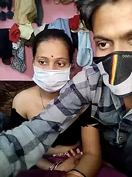 riyagupta5 online show from 11-17-25, 10:32