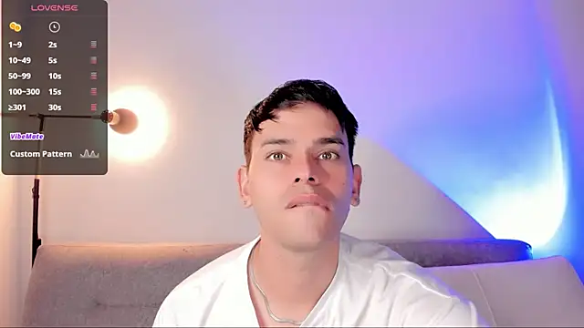 Snapshot of joe_jhon chatting on 02-24-25, 01:31 joe jhon online show from 02-24-25, 01:31