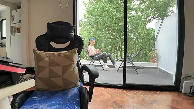 Den BlueXx online show from 11-27-25, 06:54