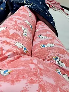 Snapshot of kameron_sweett chatting on 02-14-25, 11:09 kameron sweett online show from 02-14-25, 11:09