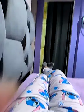 Snapshot of kameron_sweett chatting on 11-23-25, 12:54 kameron sweett online show from 11-23-25, 12:54