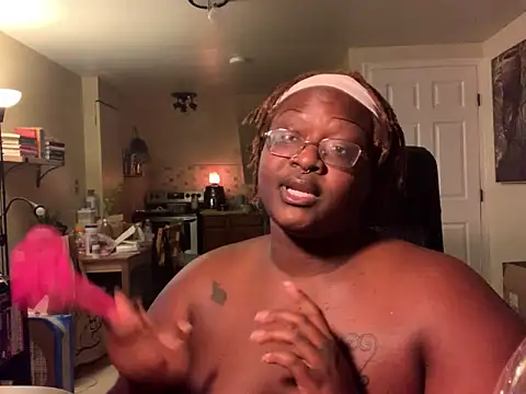 Snapshot of BigKittyRaven chatting on 12-15-24, 04:40 BigKittyRaven online show from 12-15-24, 04:40