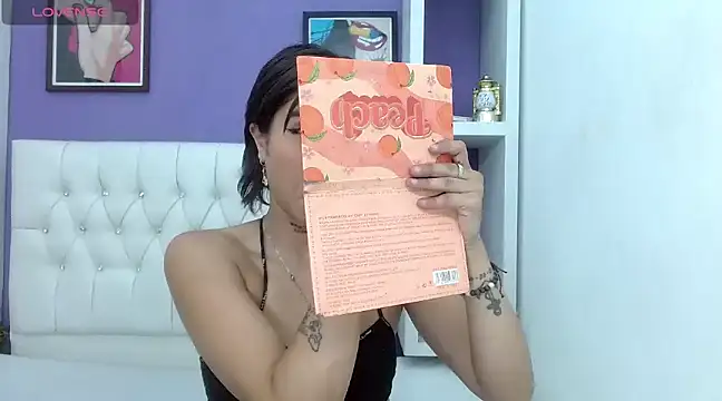 Snapshot of aliss-diaz chatting on 01-13-25, 07:53 aliss-diaz online show from 01-13-25, 07:53