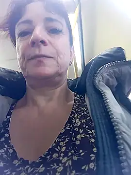 Snapshot of Lorrain_Dorrie chatting on 01-13-25, 12:02 Lorrain Dorrie online show from 01-13-25, 12:02