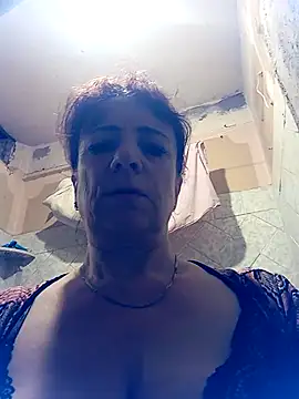 Snapshot of Lorrain_Dorrie chatting on 01-21-25, 10:30 Lorrain Dorrie online show from 01-21-25, 10:30