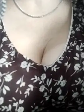 Snapshot of Lorrain_Dorrie chatting on 03-03-25, 12:37 Lorrain Dorrie online show from 03-03-25, 12:37
