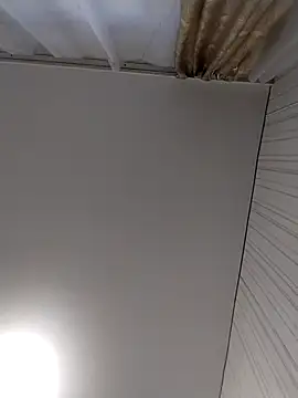 Lorrain Dorrie online show from 12-19-25, 09:05