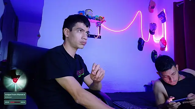 Snapshot of Nymphobuddies chatting on 03-23-25, 03:21 Nymphobuddies online show from 03-23-25, 03:21