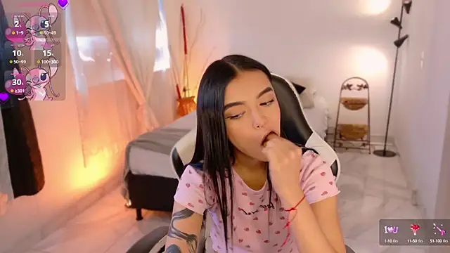 Snapshot of AnabelWolf chatting on 11-15-25, 03:52 AnabelWolf online show from 11-15-25, 03:52