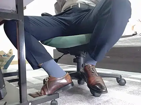 softlyS online show from 12-19-24, 01:51