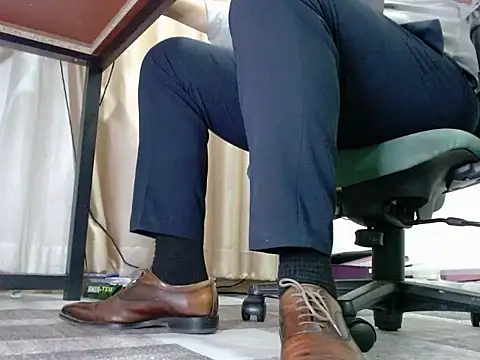 softlyS online show from 02-26-25, 04:35