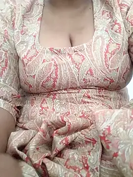 Snapshot of KEEP536 chatting on 10-25-25, 09:39 KEEP536 online show from 10-25-25, 09:39