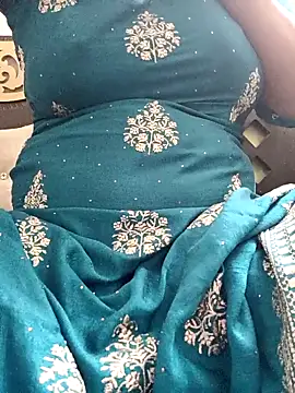 Snapshot of KEEP536 chatting on 11-08-25, 03:01 KEEP536 online show from 11-08-25, 03:01