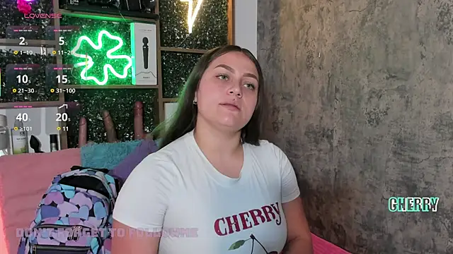 cherry coper online show from 11-06-25, 01:01