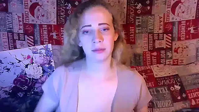 Snapshot of MelxMellie chatting on 03-12-25, 08:41 MelxMellie online show from 03-12-25, 08:41