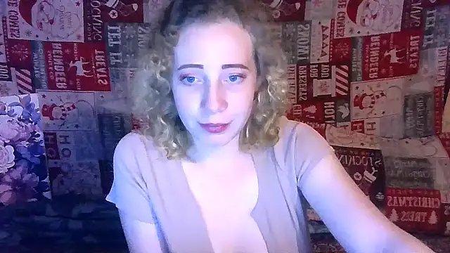 Snapshot of MelxMellie chatting on 03-17-25, 09:45 MelxMellie online show from 03-17-25, 09:45