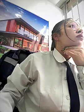 LIZ-06  online show from 10-30-25, 12:50