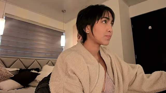 im Luucy online show from 01-18-25, 12:36