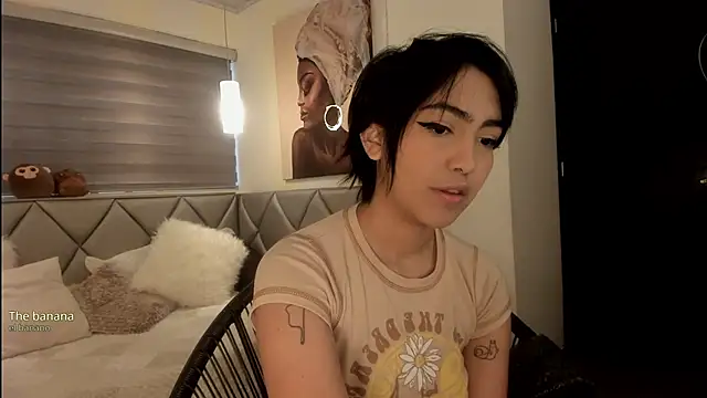 im Luucy online show from 03-21-25, 12:17