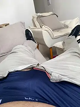 Snapshot of FabioF698 chatting on 01-06-25, 04:34 FabioF698 online show from 01-06-25, 04:34