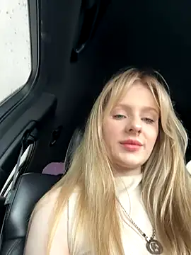 Snapshot of CaseyCumFace chatting on 11-10-25, 07:29 CaseyCumFace online show from 11-10-25, 07:29