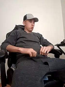 EE9EE9 online show from 11-29-25, 05:16