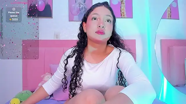 amandalee01 online show from 02-25-25, 12:34