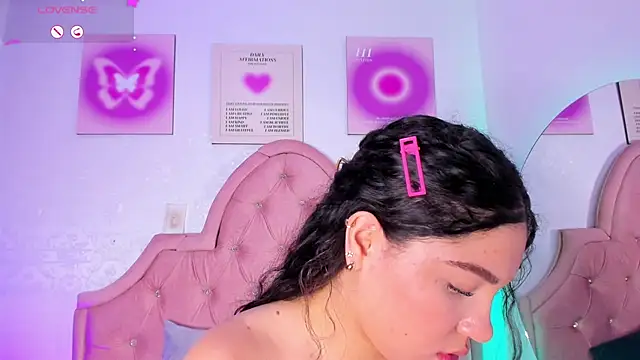 amandalee01 online show from 11-20-25, 08:19