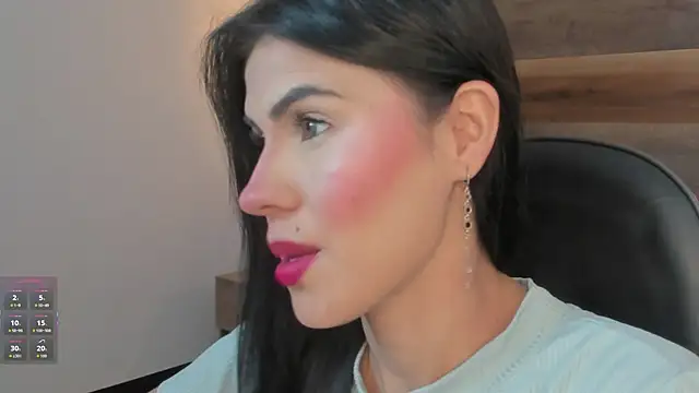 stephanya  online show from 12-21-25, 06:59