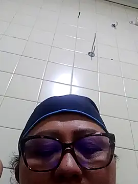 Snapshot of Darly_Gomez chatting on 01-16-25, 12:23 Darly Gomez online show from 01-16-25, 12:23