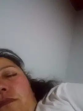 Snapshot of Darly_Gomez chatting on 01-21-25, 01:29 Darly Gomez online show from 01-21-25, 01:29