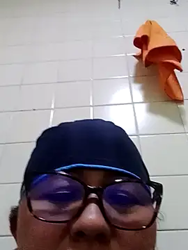 Snapshot of Darly_Gomez chatting on 01-29-25, 10:53 Darly Gomez online show from 01-29-25, 10:53