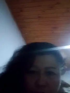 Snapshot of Darly_Gomez chatting on 02-15-25, 12:15 Darly Gomez online show from 02-15-25, 12:15