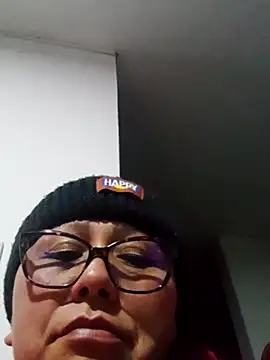 Snapshot of Darly_Gomez chatting on 02-28-25, 04:32 Darly Gomez online show from 02-28-25, 04:32