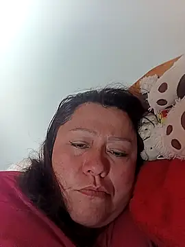 Snapshot of Darly_Gomez chatting on 11-27-25, 02:30 Darly Gomez online show from 11-27-25, 02:30