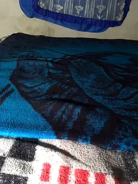 Snapshot of manuamador chatting on 11-17-25, 04:29 manuamador online show from 11-17-25, 04:29