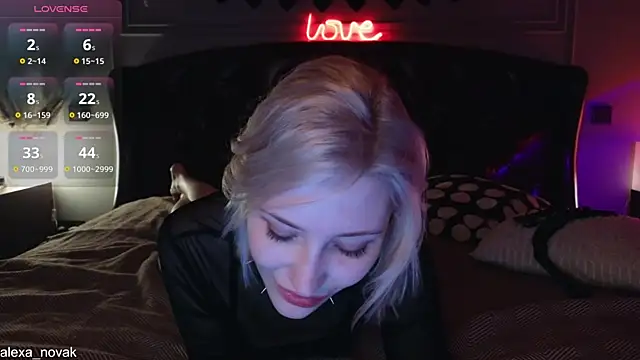 Snapshot of alexa_novak chatting on 02-27-25, 01:38 alexa novak online show from 02-27-25, 01:38