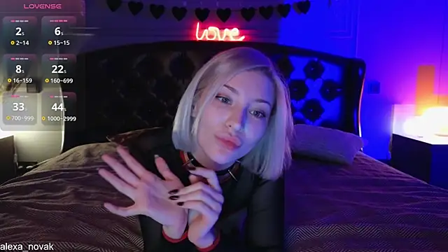 Snapshot of alexa_novak chatting on 02-28-25, 01:47 alexa novak online show from 02-28-25, 01:47