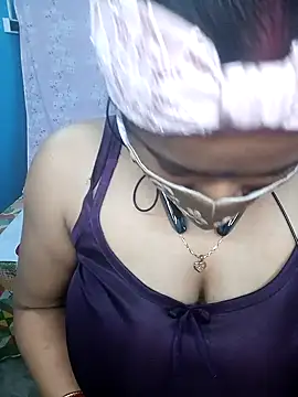Snapshot of Sexy_Mona_Bhabhi chatting on 01-21-25, 06:55 Sexy Mona Bhabhi online show from 01-21-25, 06:55
