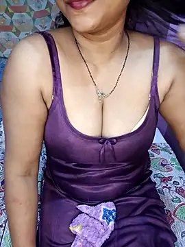 Sexy Mona Bhabhi online show from 11-30-25, 07:40