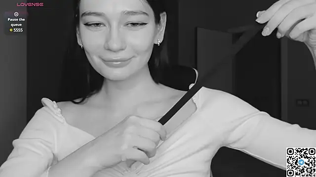 Misty Rose online show from 01-13-25, 01:28